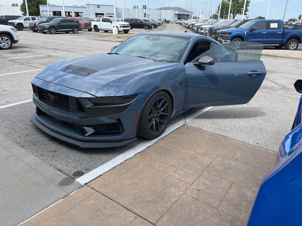 2024 Ford Mustang Dark Horse