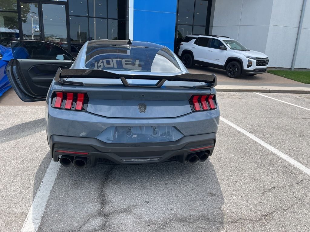 2024 Ford Mustang Dark Horse