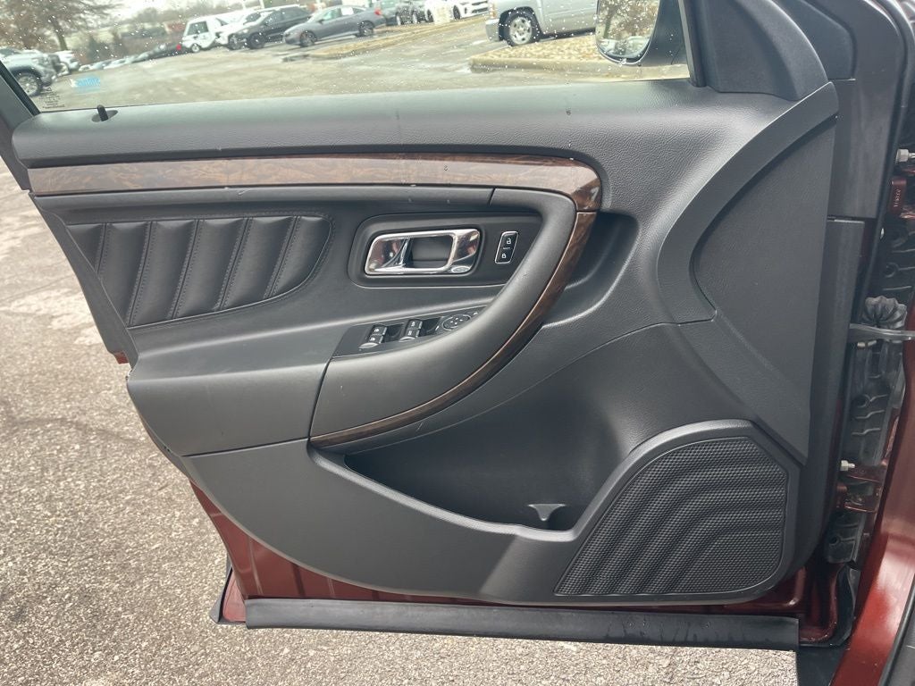 2015 Ford Taurus Limited