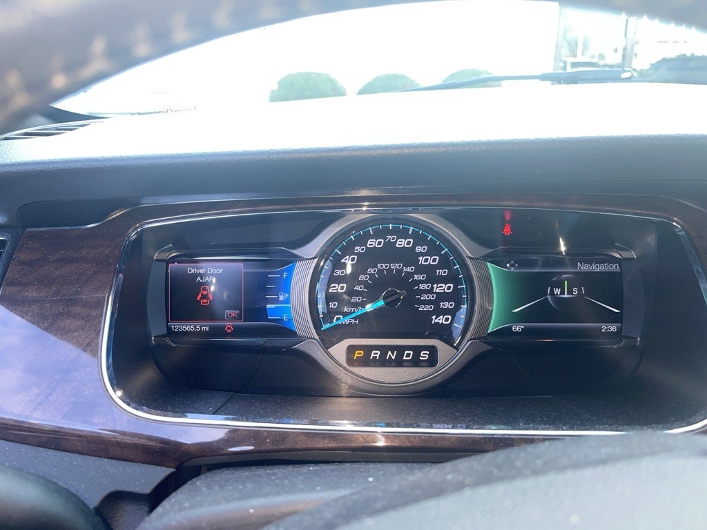 2015 Ford Taurus Limited