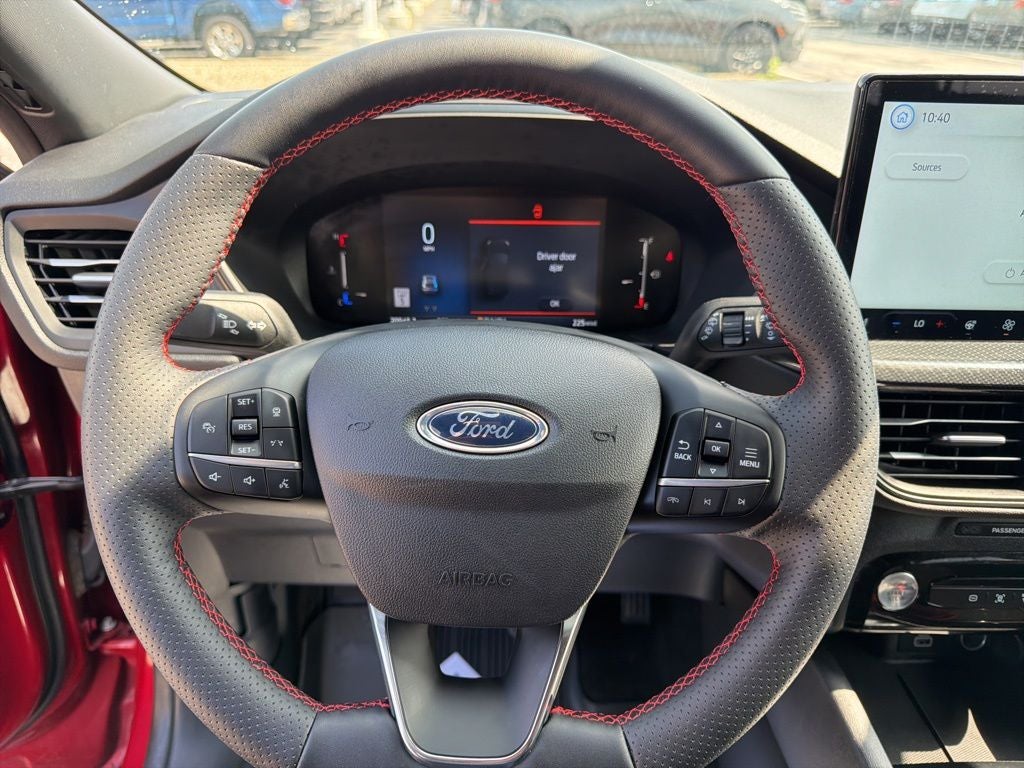2025 Ford Escape Hybrid ST-Line