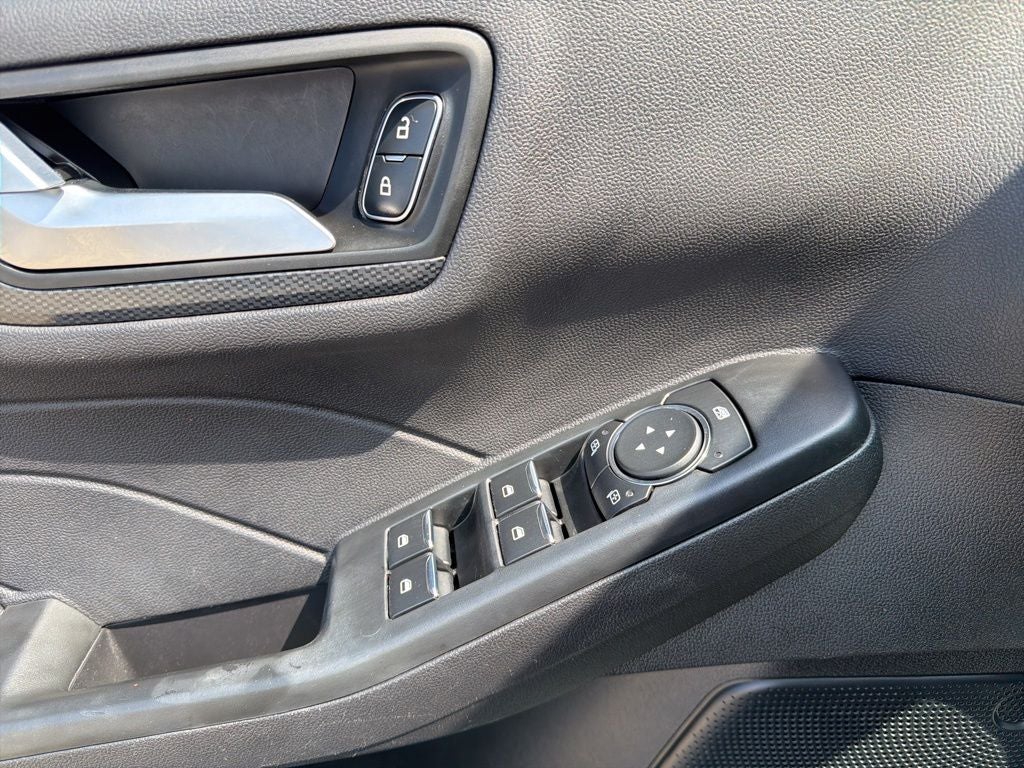 2025 Ford Escape Hybrid ST-Line