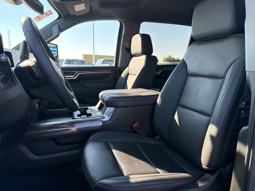 2025 Chevrolet Silverado 3500HD LTZ DRW