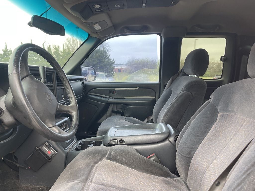 2000 Chevrolet Silverado 2500 LS