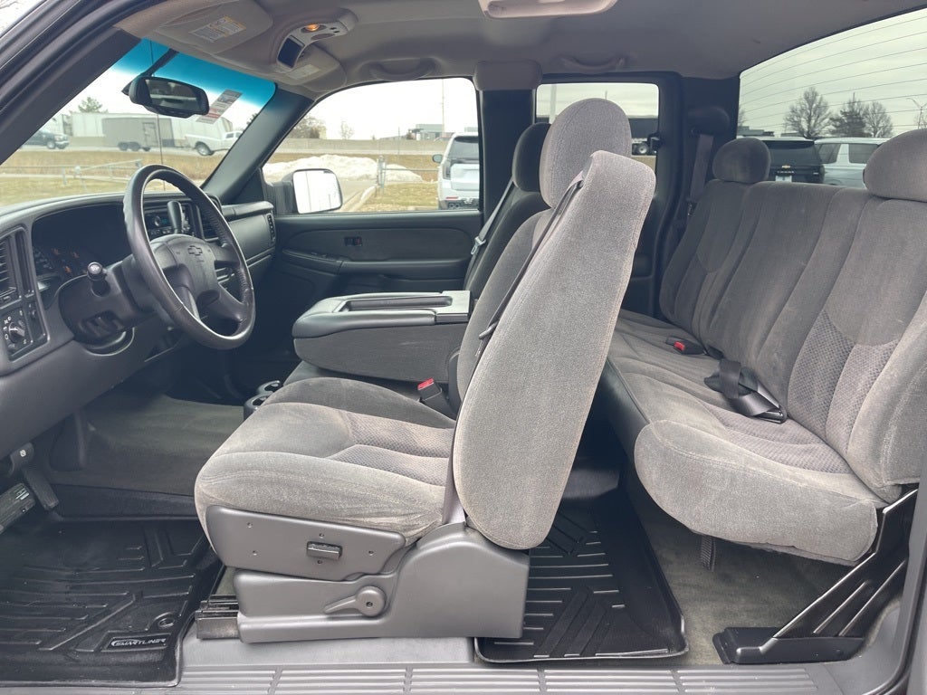 2003 Chevrolet Silverado 2500HD LS