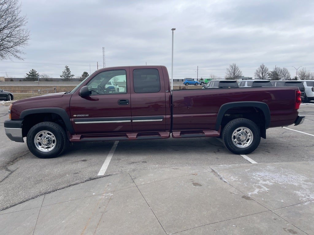 2003 Chevrolet Silverado 2500HD LS