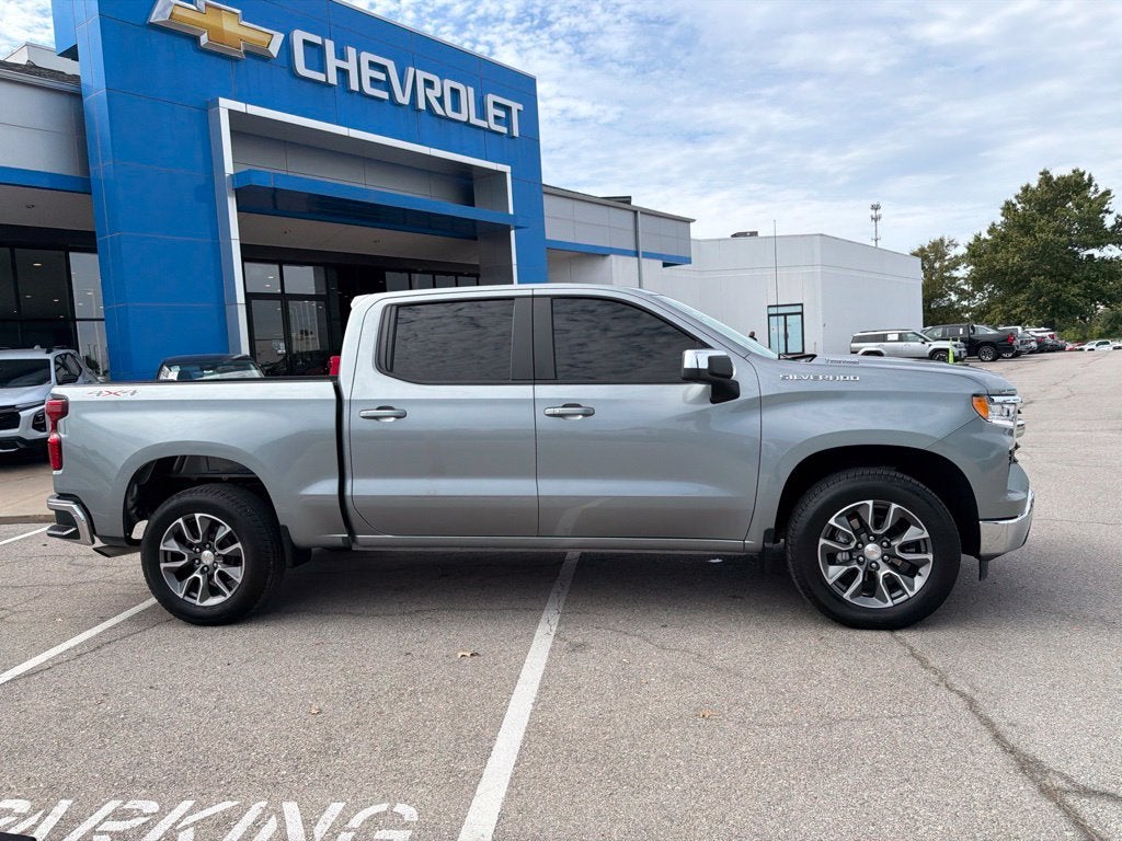2025 Chevrolet Silverado 1500 LT