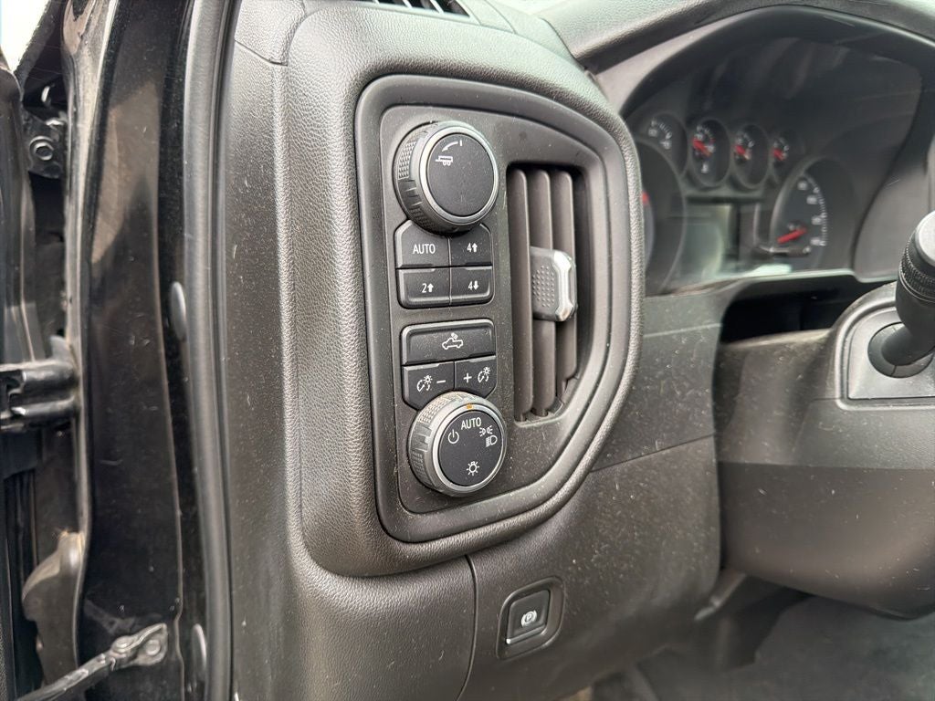 2019 Chevrolet Silverado 1500 Custom Trail Boss