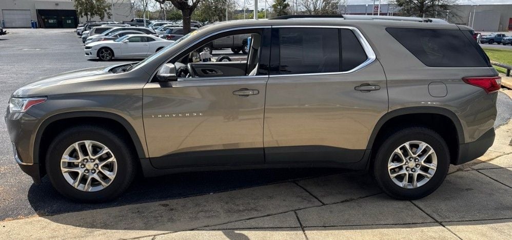 2018 Chevrolet Traverse LT Cloth w/1LT
