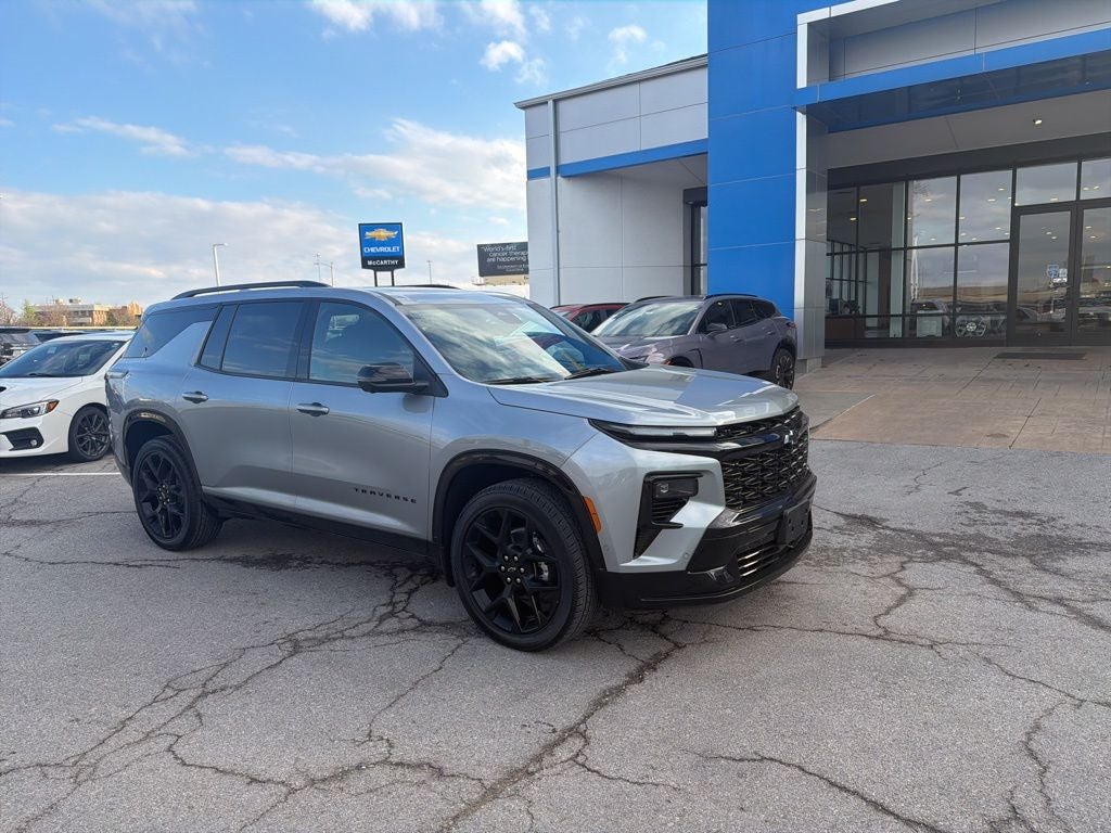 2025 Chevrolet Traverse RS