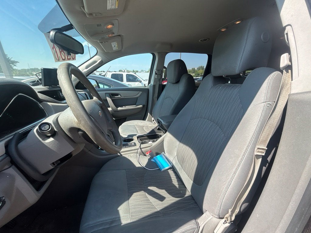 2017 Chevrolet Traverse LS