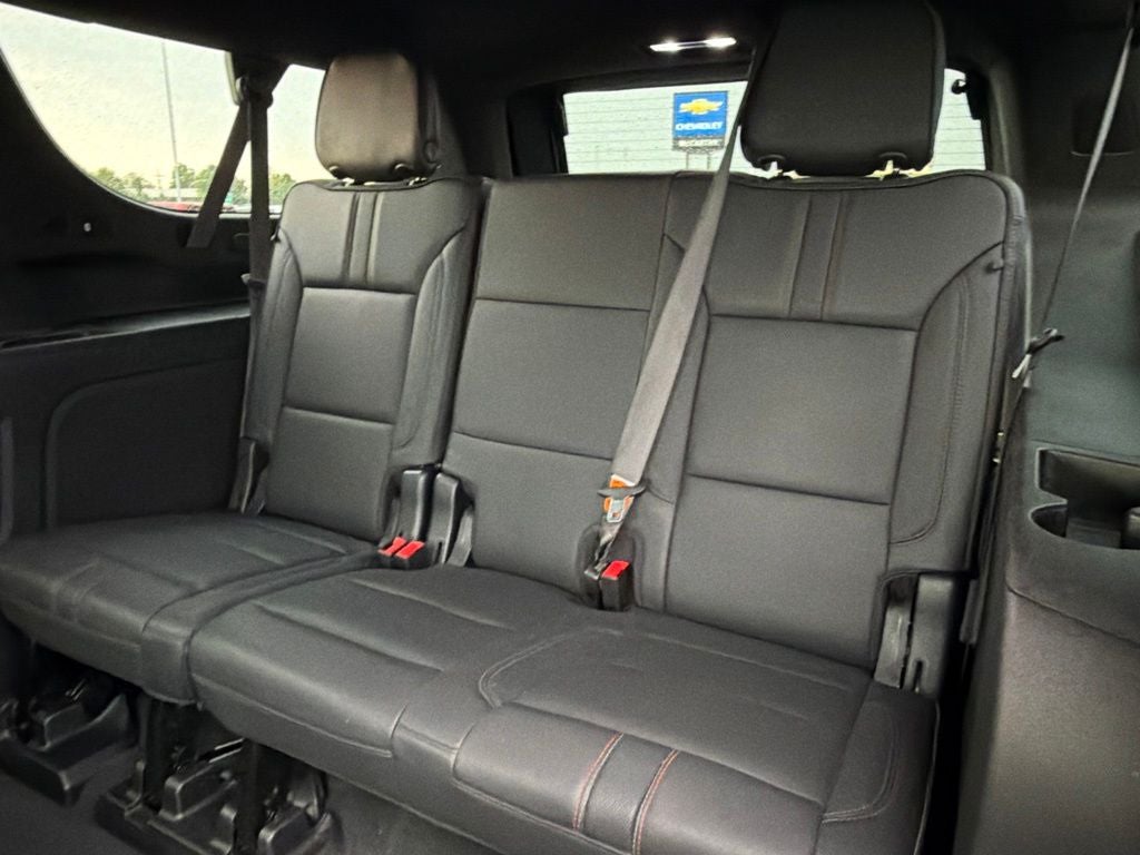 2022 Chevrolet Suburban RST