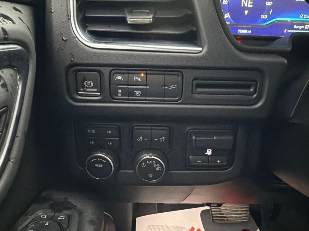 2022 Chevrolet Suburban RST