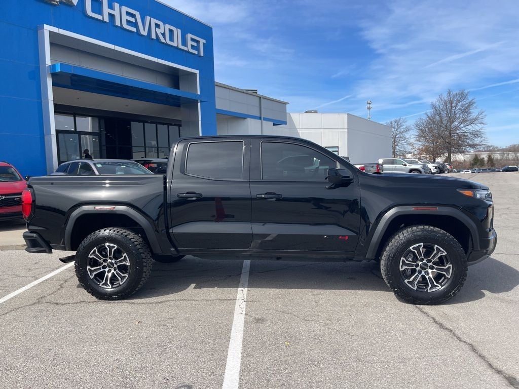 2025 GMC Canyon AT4