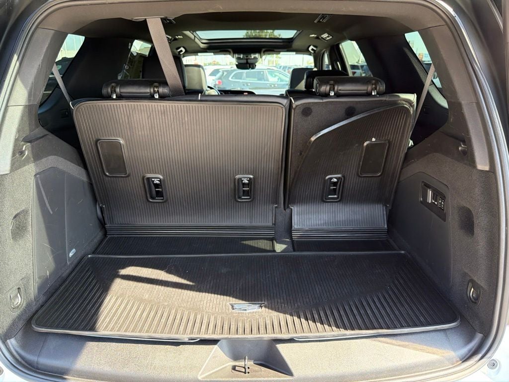 2023 Cadillac Escalade Sport