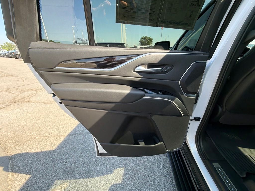 2023 Cadillac Escalade Sport