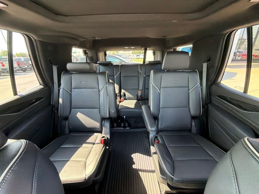 2023 Cadillac Escalade Sport