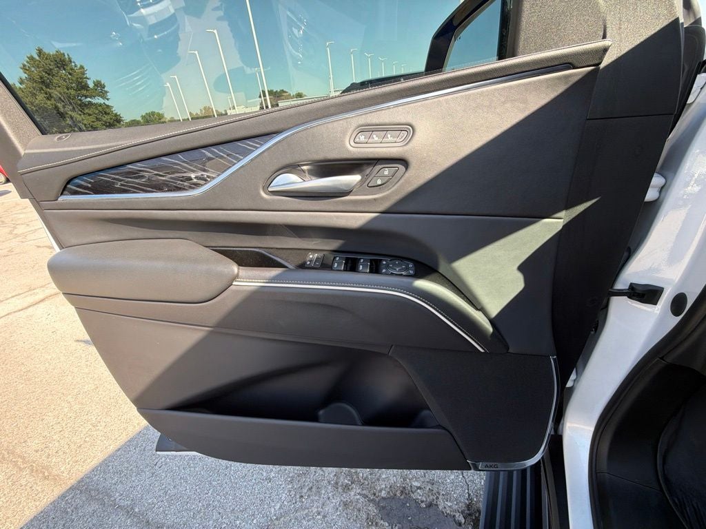 2023 Cadillac Escalade Sport