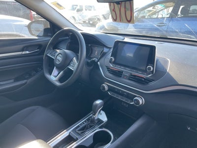 2021 Nissan Altima 2.5 SV