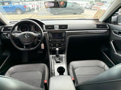 2016 Volkswagen Passat 1.8T SE