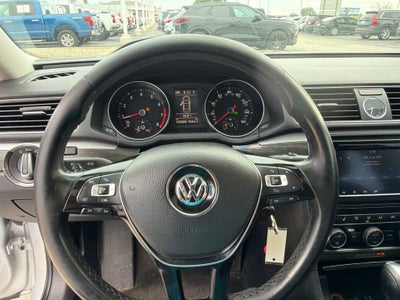 2016 Volkswagen Passat 1.8T SE