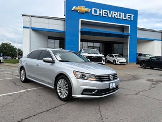 2016 Volkswagen Passat 1.8T SE
