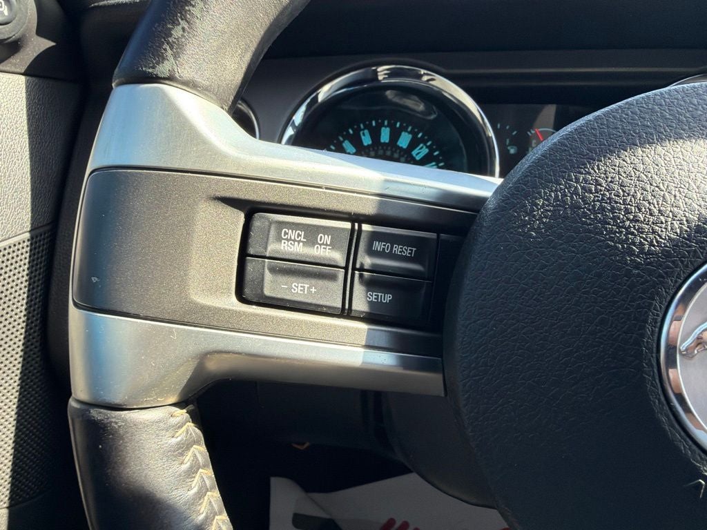 2014 Ford Mustang V6