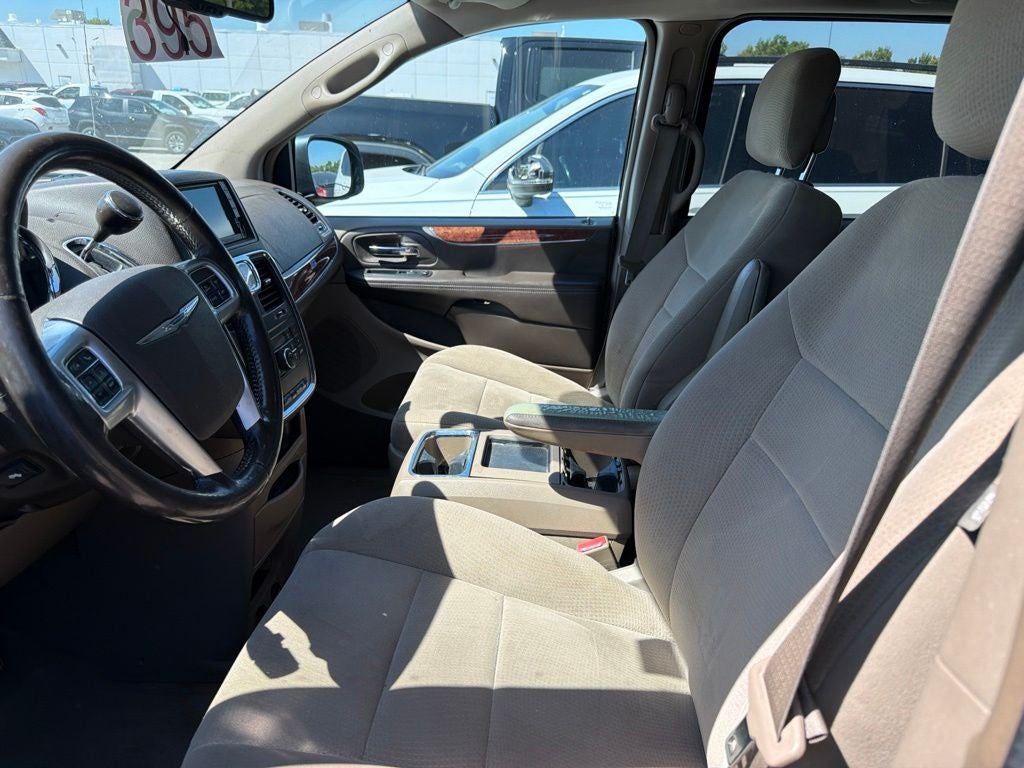 2011 Chrysler Town & Country Touring
