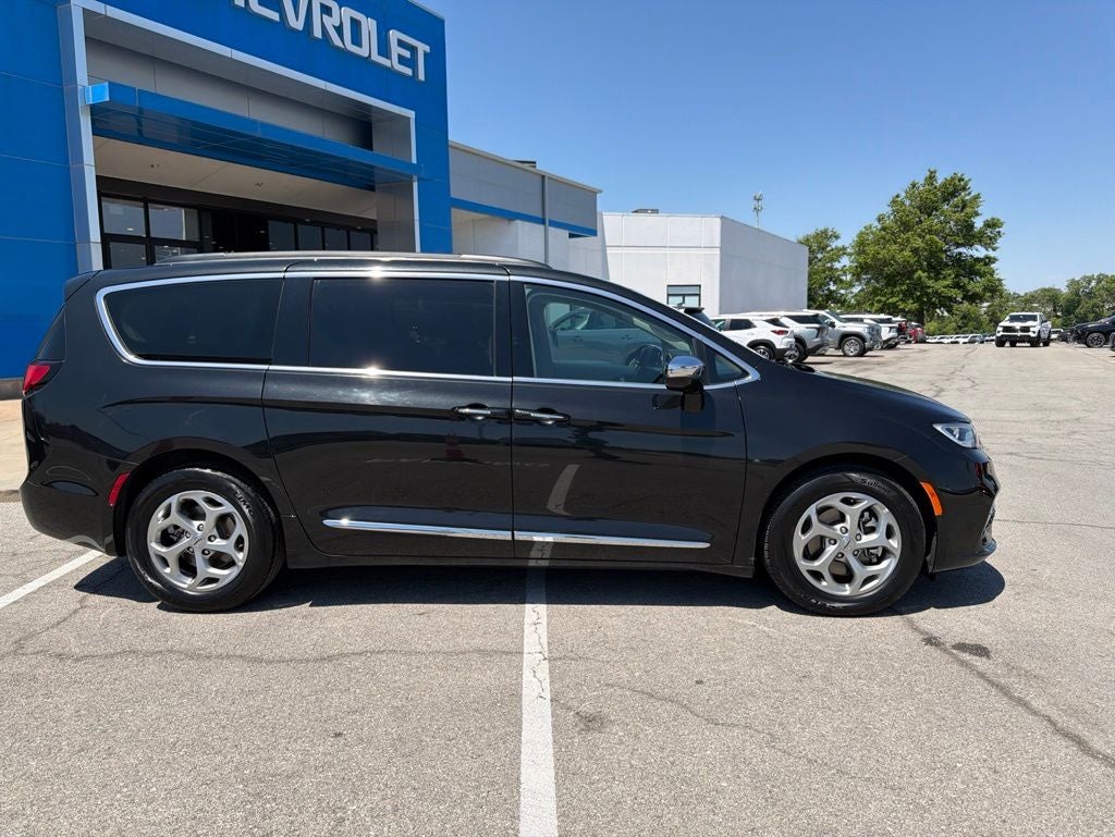 2023 Chrysler Pacifica Limited