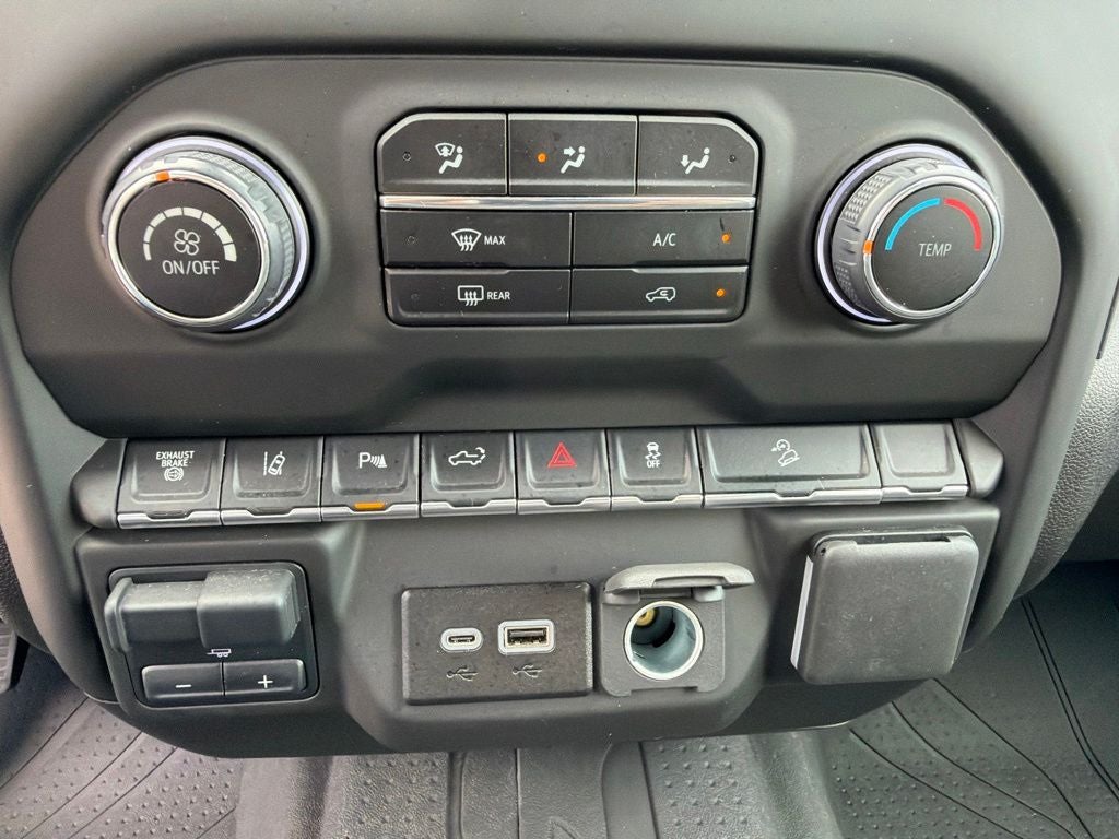 2025 Chevrolet Silverado 2500HD Custom