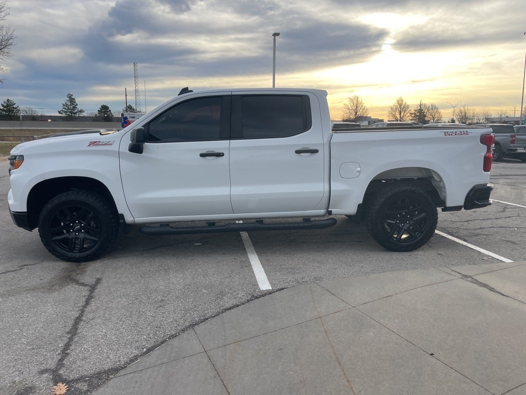 2022 Chevrolet Silverado 1500 Custom Trail Boss