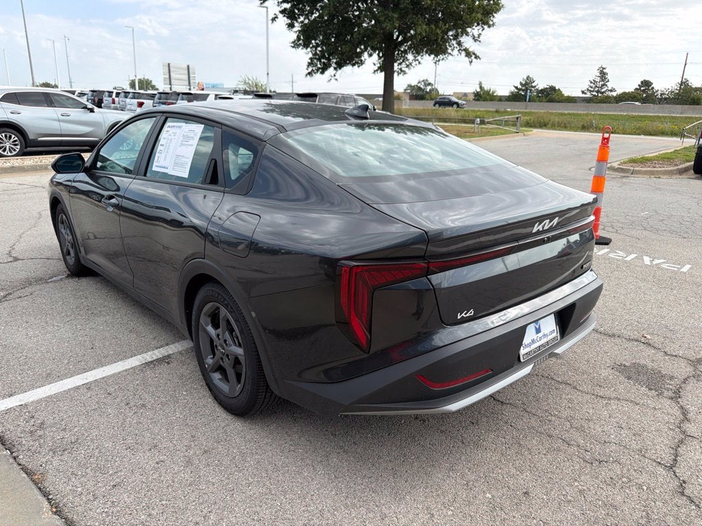 2025 Kia K4 LXS