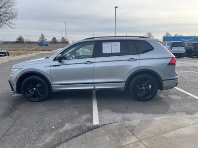 2023 Volkswagen Tiguan 2.0T SE R-Line Black
