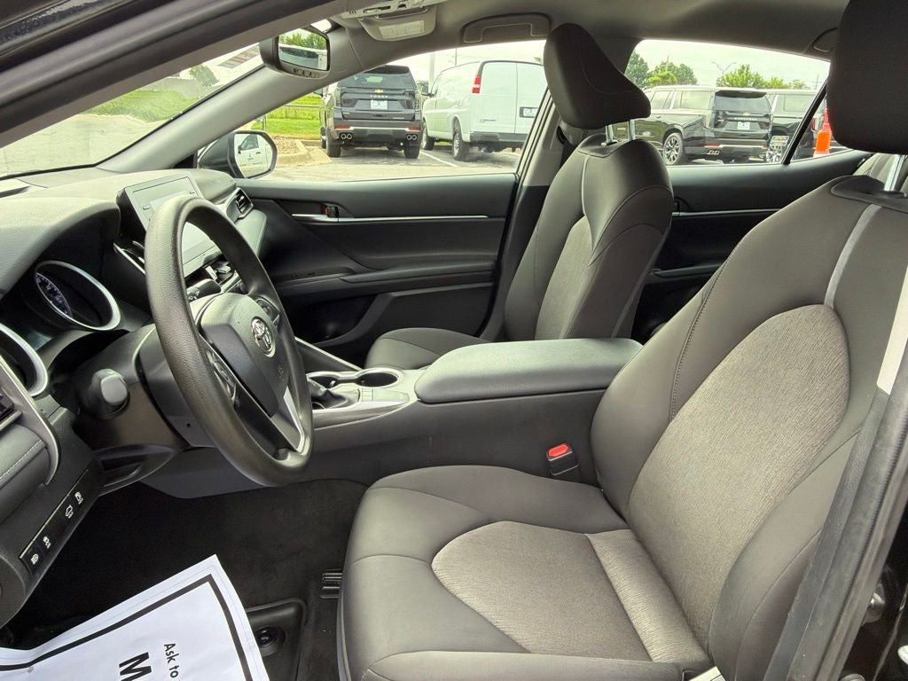 2022 Toyota Camry LE