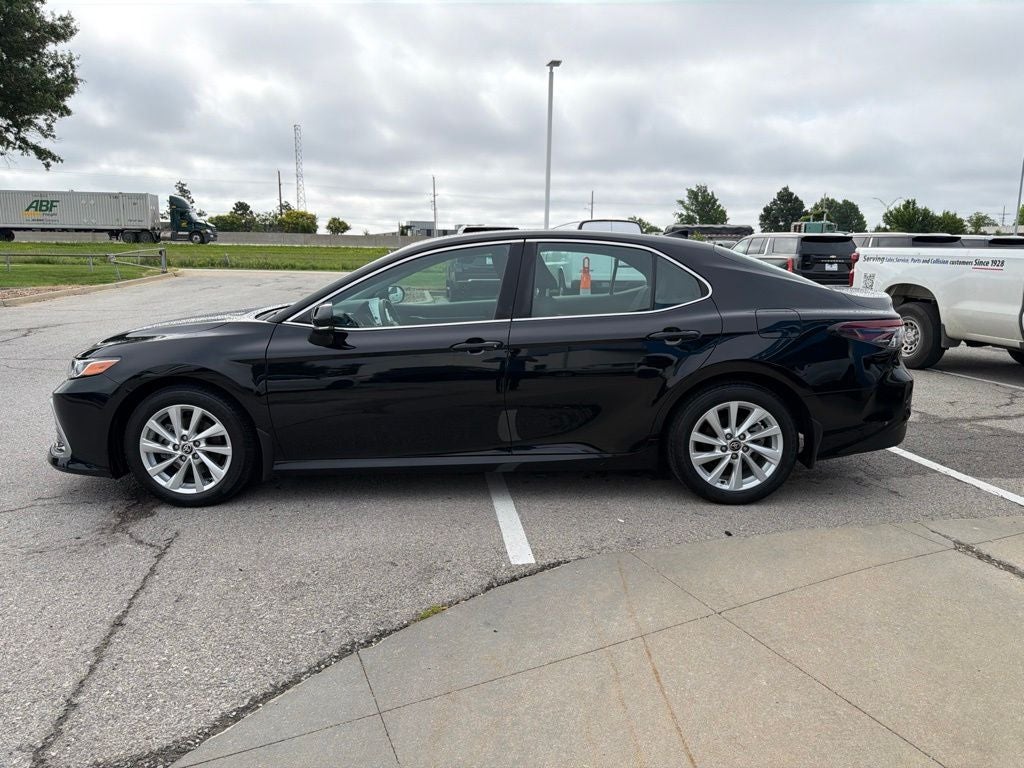 2022 Toyota Camry LE