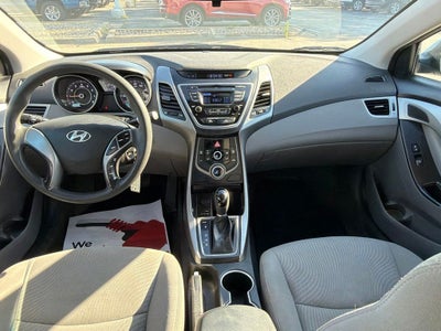 2014 Hyundai Elantra SE