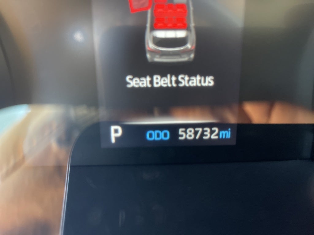 2022 Toyota Highlander LE