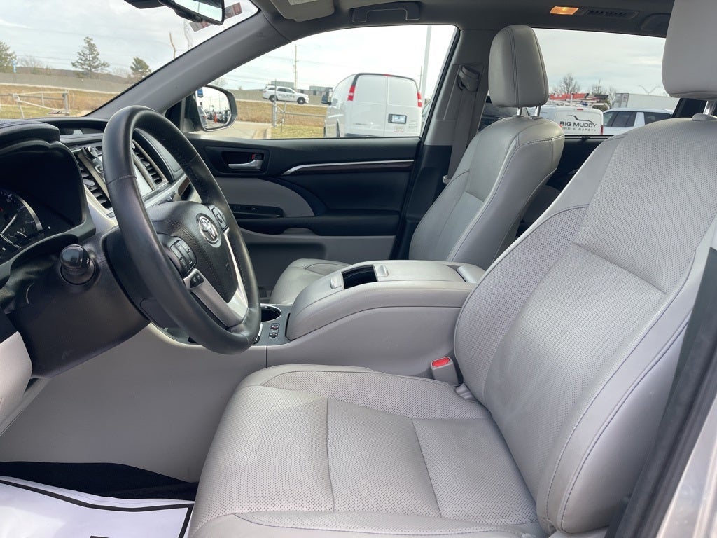 2015 Toyota Highlander Limited Platinum V6