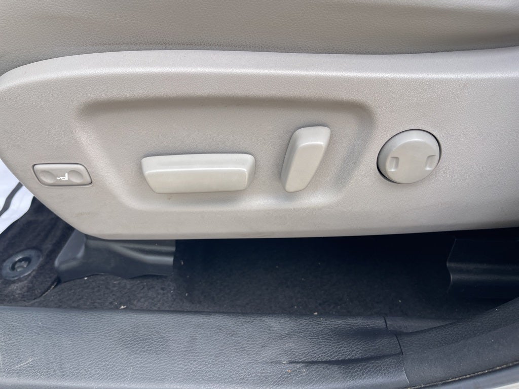 2015 Toyota Highlander Limited Platinum V6