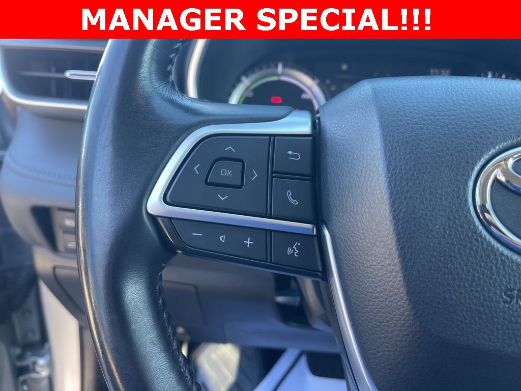 2022 Toyota Highlander Hybrid XLE