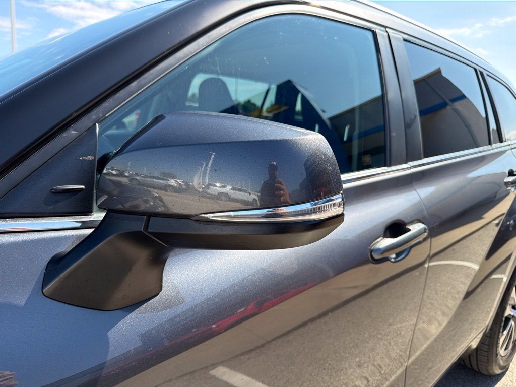 2025 Toyota Highlander XLE