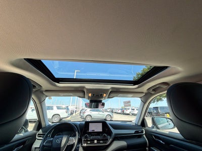 2025 Toyota Highlander XLE