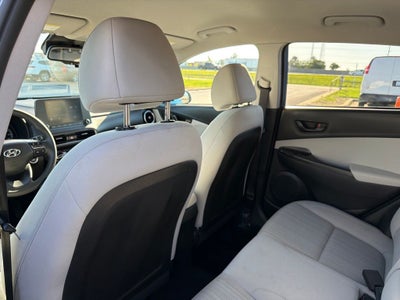 2022 Hyundai Kona SEL