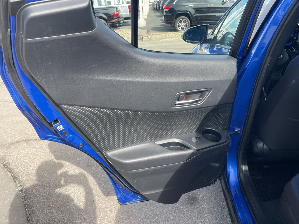 2021 Toyota C-HR XLE