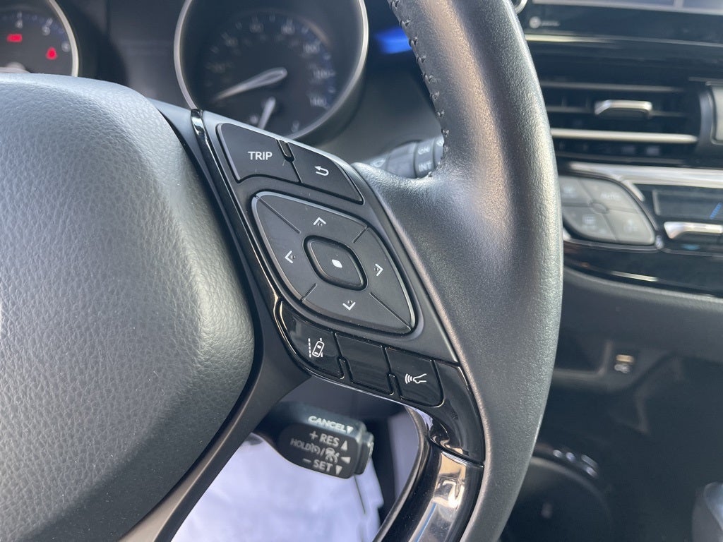 2021 Toyota C-HR XLE