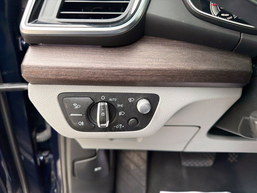 2021 Audi Q5 45 Prestige quattro