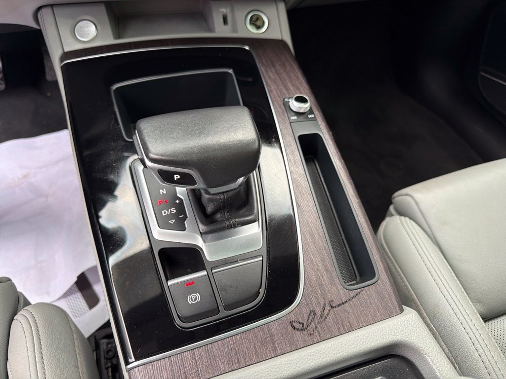 2021 Audi Q5 45 Prestige quattro
