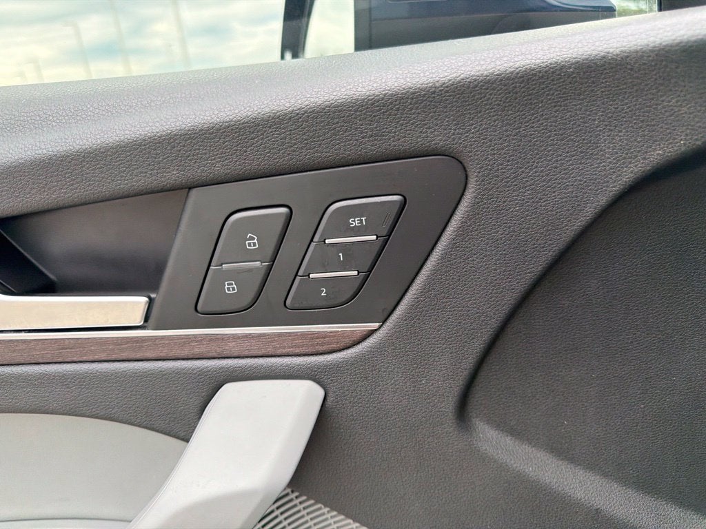 2021 Audi Q5 45 Prestige quattro