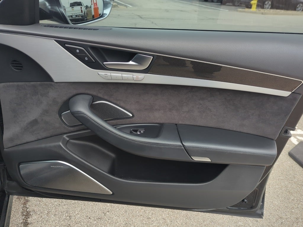 2014 Audi S8 4.0T quattro