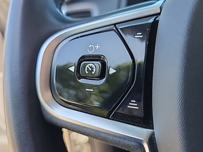 2023 Volvo XC90 B5 Core